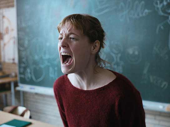 Leonie_Benesch A tanári szoba című filmben (fotó: Judith Kaufmann / Alamode Film)